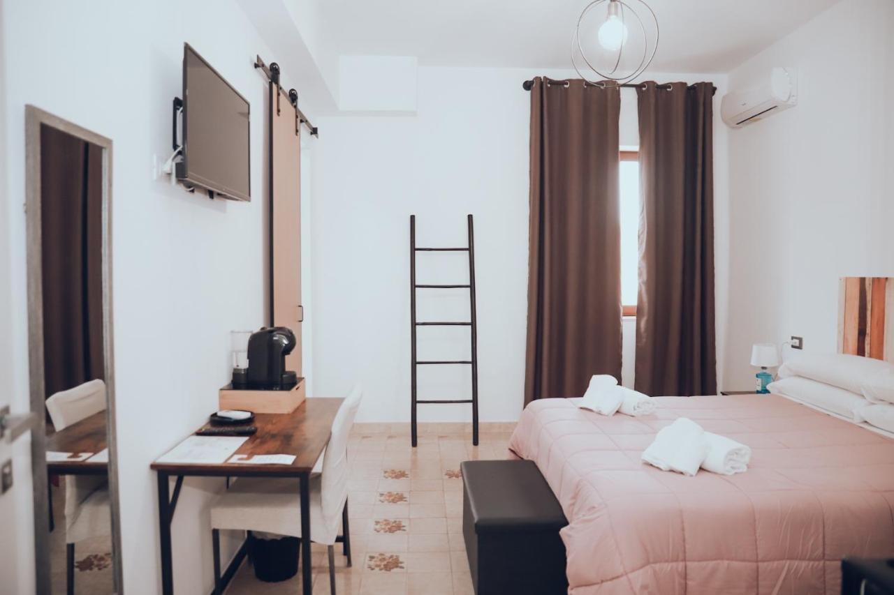 JL GUEST House Vieste Bagian luar foto